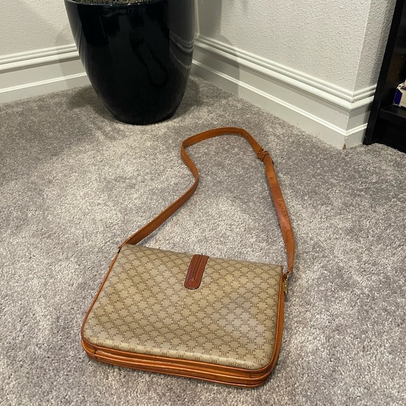 Vintage Celine White macadam print crossbody bag - Picture 12 of 15